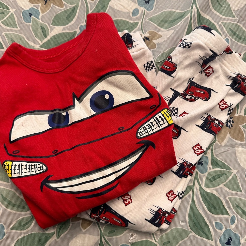 Gap 4T Character Pajamas